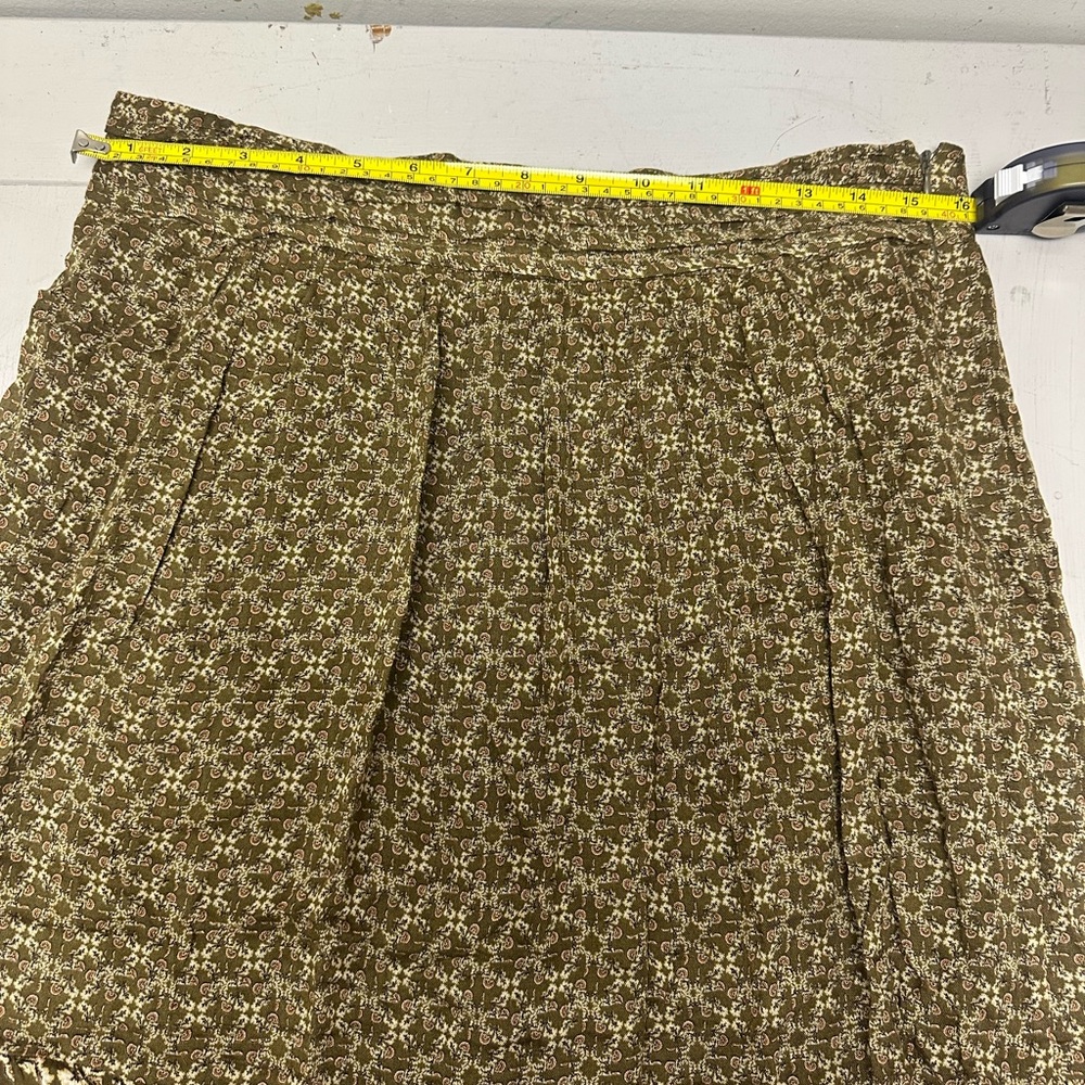 Massimo Dutti Olive Green Patterned Midi Skirt - Picture 7 of 7